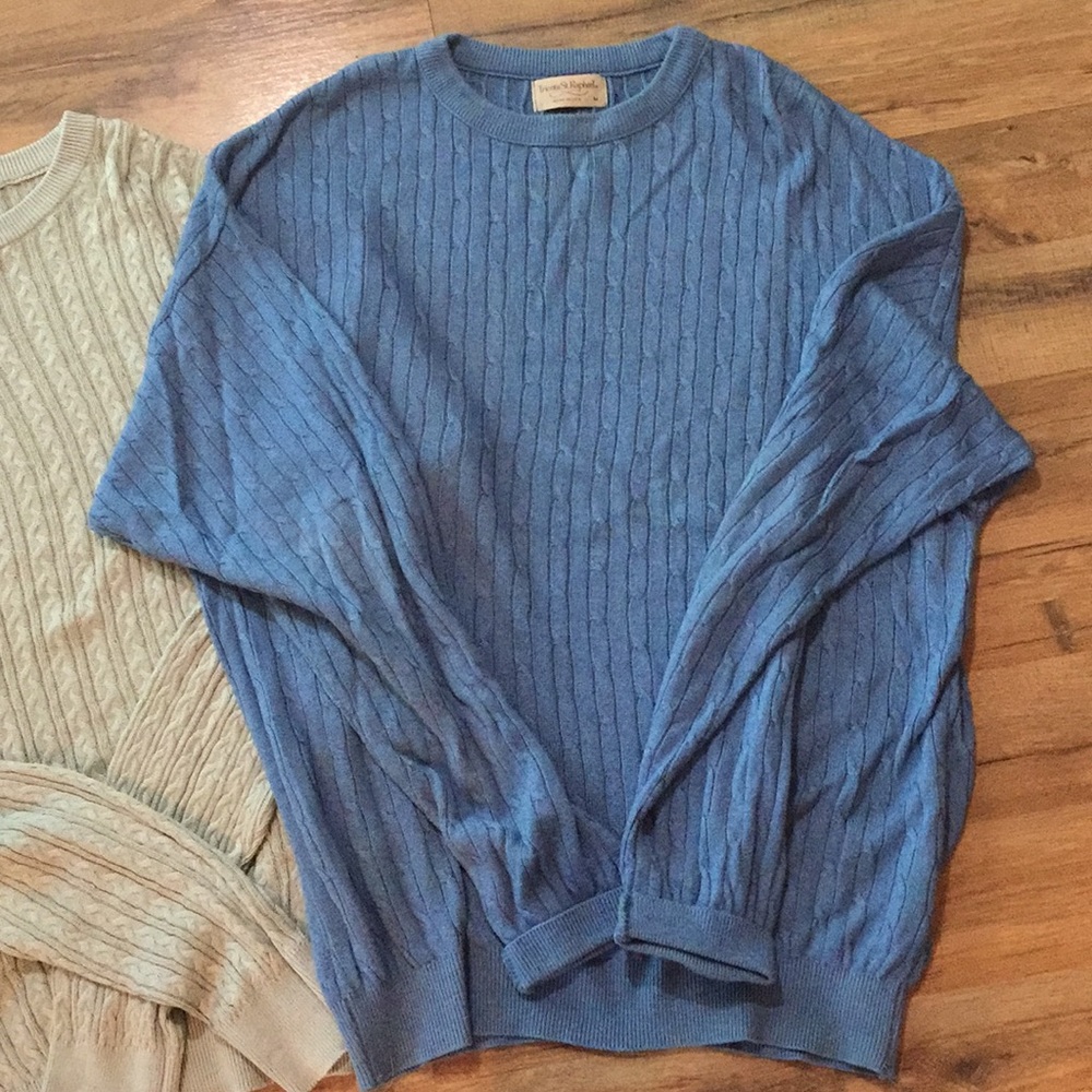 2 Sweaters - image 2